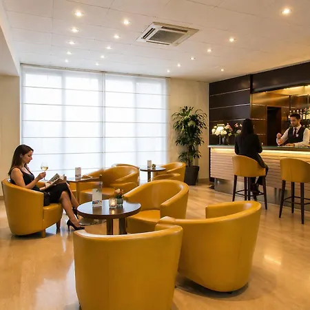 维吉里欧大酒店 4* 斯佩隆加