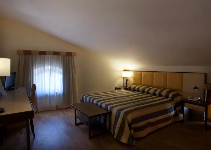 ホテル ビルジリオ グランド スペルロンガ