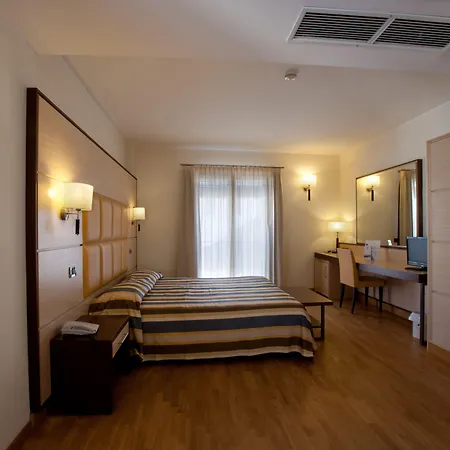 Virgilio Grand Hotel 4*