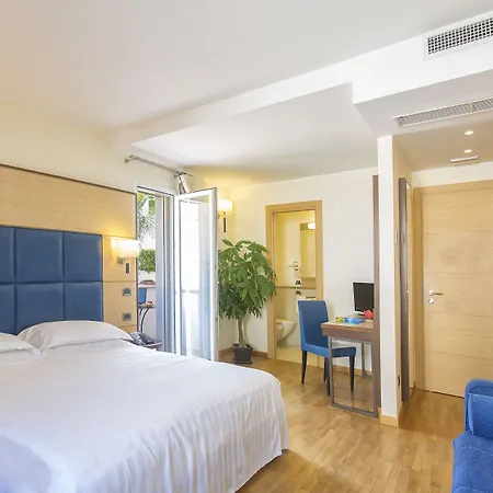 Virgilio Grand Hotel 4*