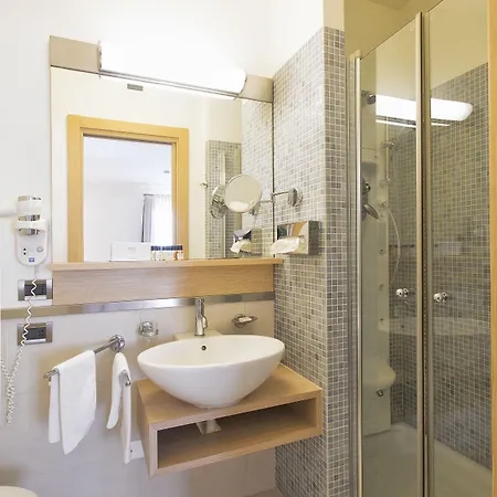 Virgilio Grand Sperlonga