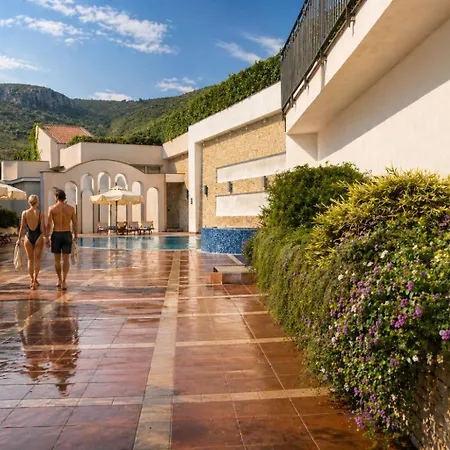 Virgilio Grand 4* Sperlonga