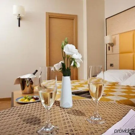 Virgilio Grand Hotel 4*
