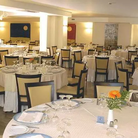 Virgilio Grand Hotel 4*