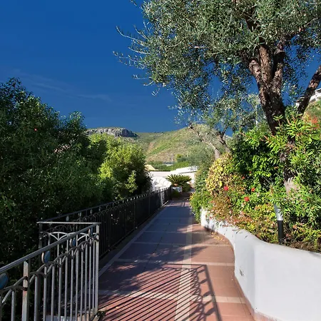 Virgilio Grand 4* Sperlonga